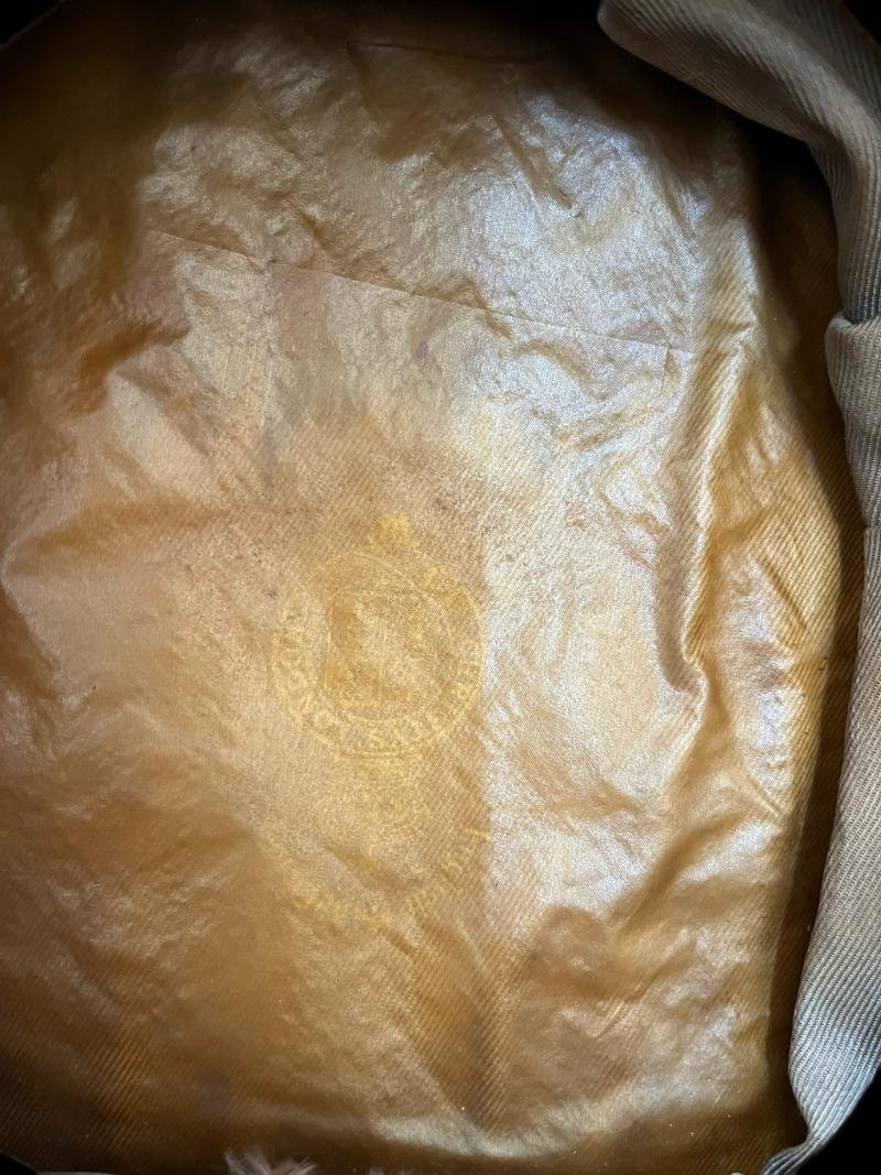 WW2 BRITISH KINGS ROYAL RIFLES CORPS OFFICER'S PEAKED CAP — image 8