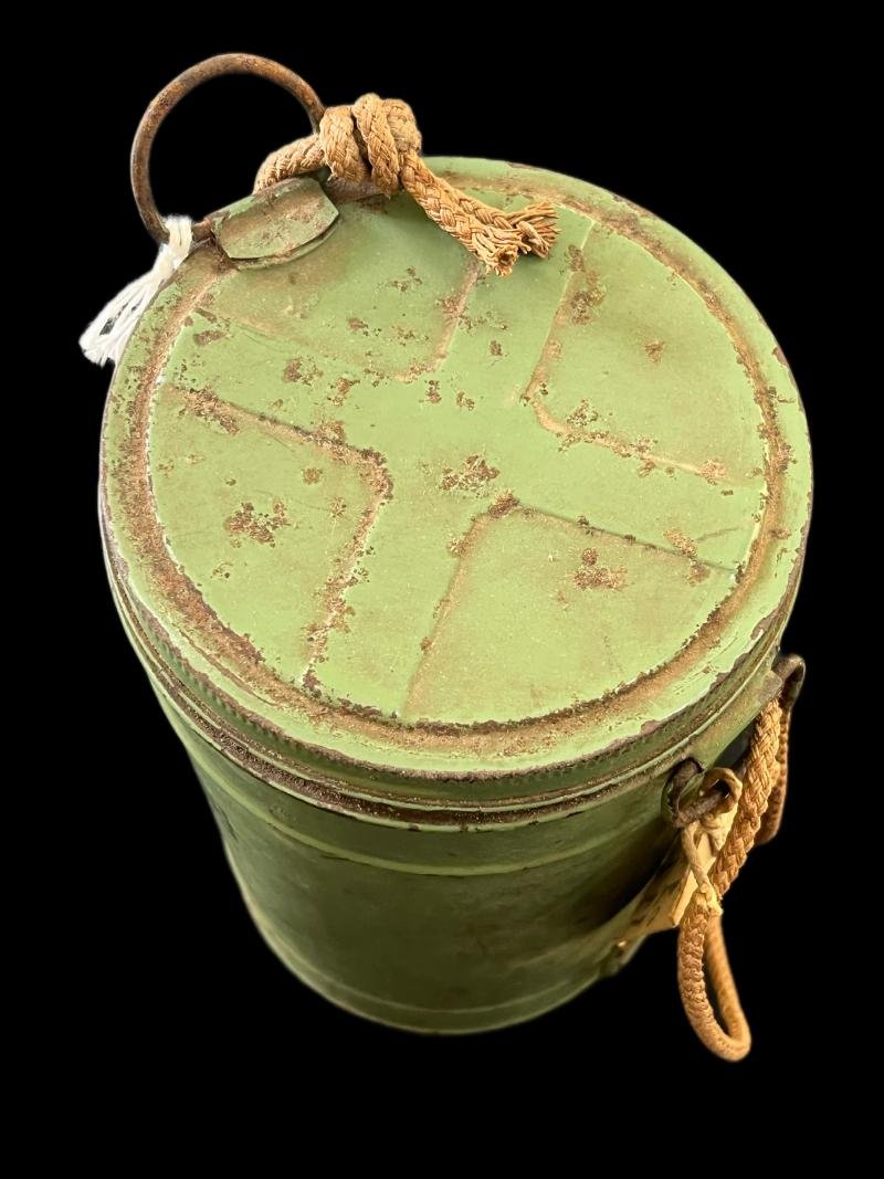 WW2 BRITISH AVON C1 GAS MASK WITH TRANSIT TIN — image 6