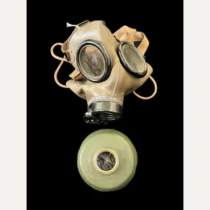 WW2 DUTCH FATRA GAS MASK WITH FILTER