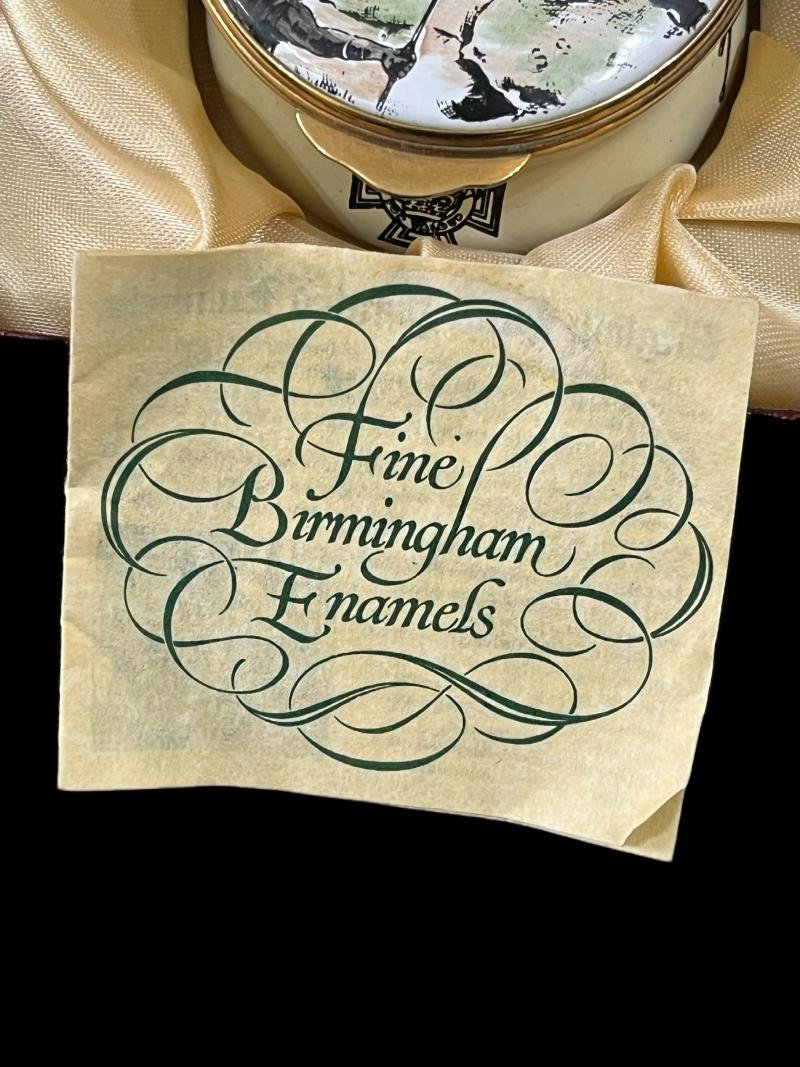 ZULU WAR ENAMEL POT IN BOX — image 4