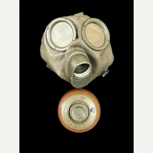 GERMAN GM54 GAS MASK AND FILTER