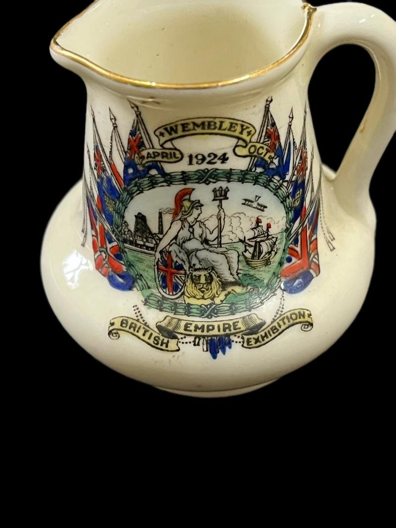 WEMBLEY 1924 ARCADIAN JUG — image 2