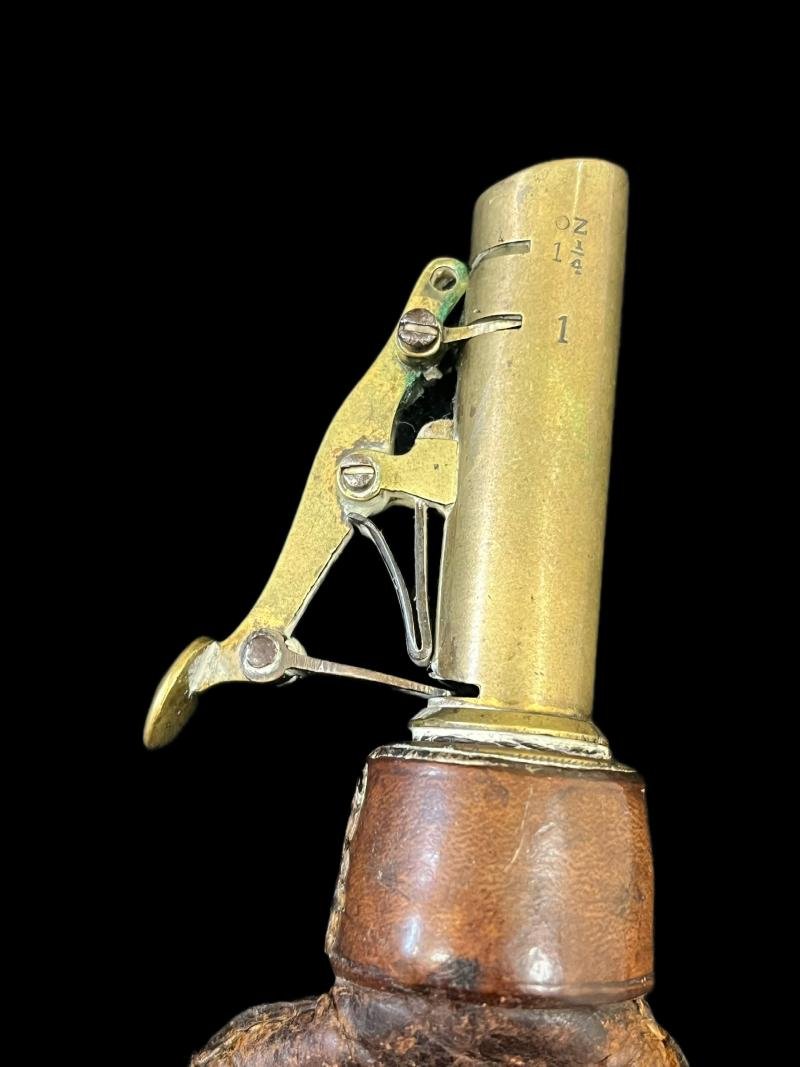 ANTIQUE POWDER FLASK — image 3