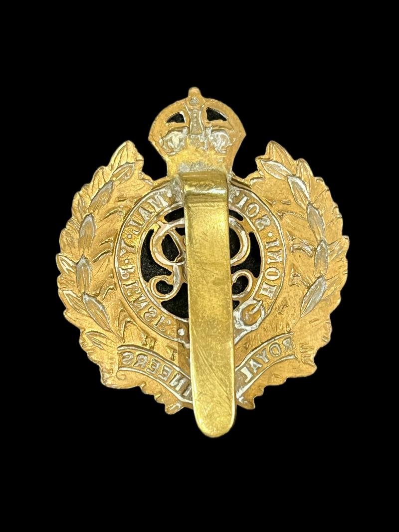 WW2 ROYAL ENGINEERS CAP BADGE — image 2