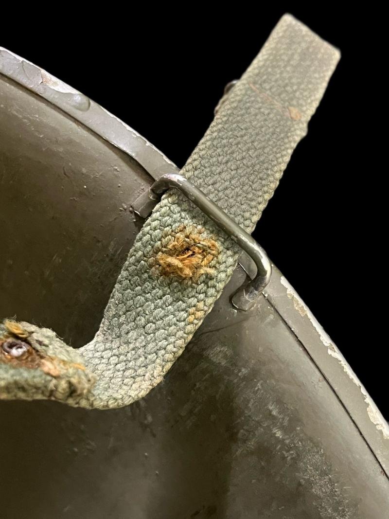 WW2 U.S. M1 FIXED BALE FRONT SEAMED HELMET — image 10