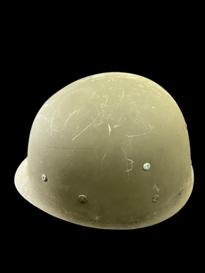 WW2 U.S. M1 FIXED BALE FRONT SEAMED HELMET — image 8