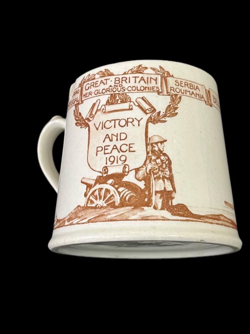 WW1 VICTORY AND PEACE 1919 CUP — image 2