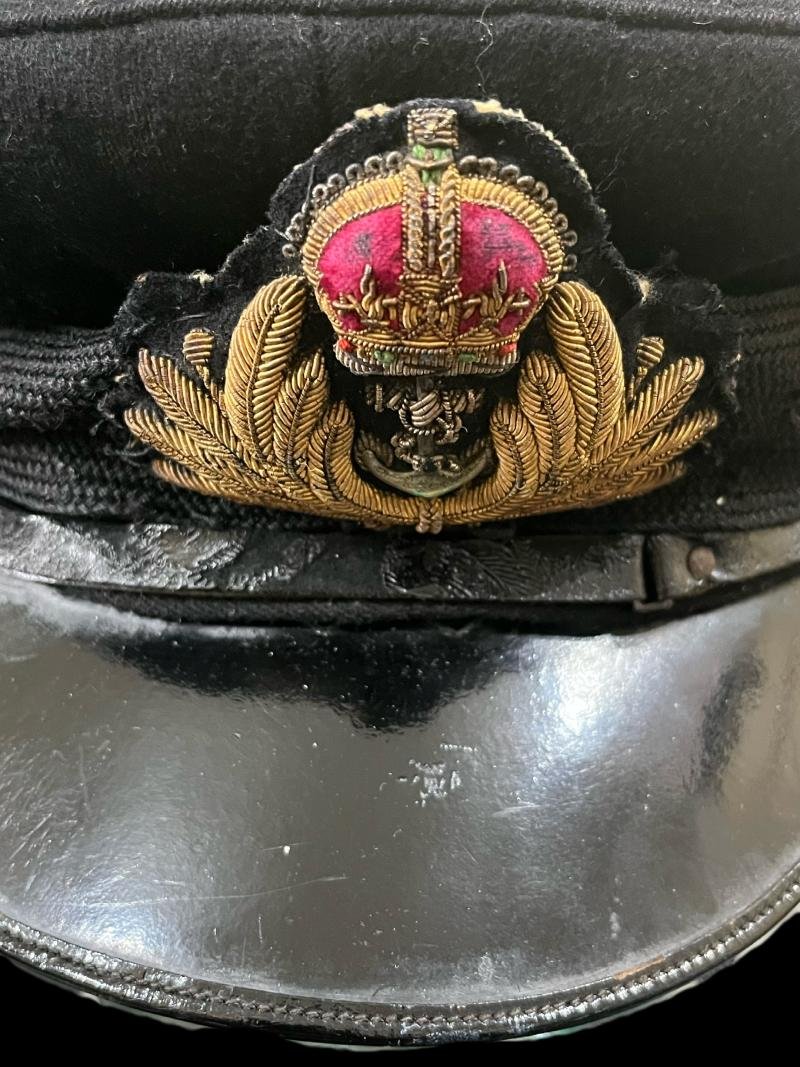 WW2 ROYAL NAVY OFFICER'S CAP — image 2