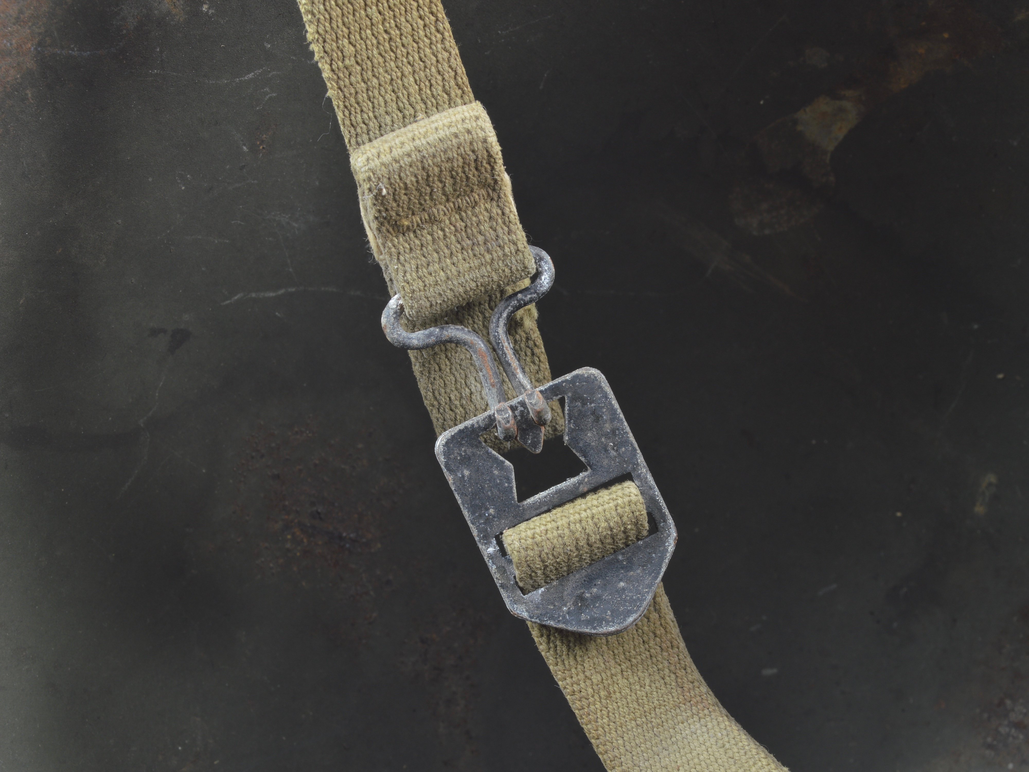 Mid-WWII Fixed Loop M1 Helmet & Capac Liner (1943 Set) — image 10