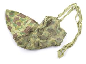 Early-WWII USMC Camouflage Mosquito Net Helmet Cover (Type A)