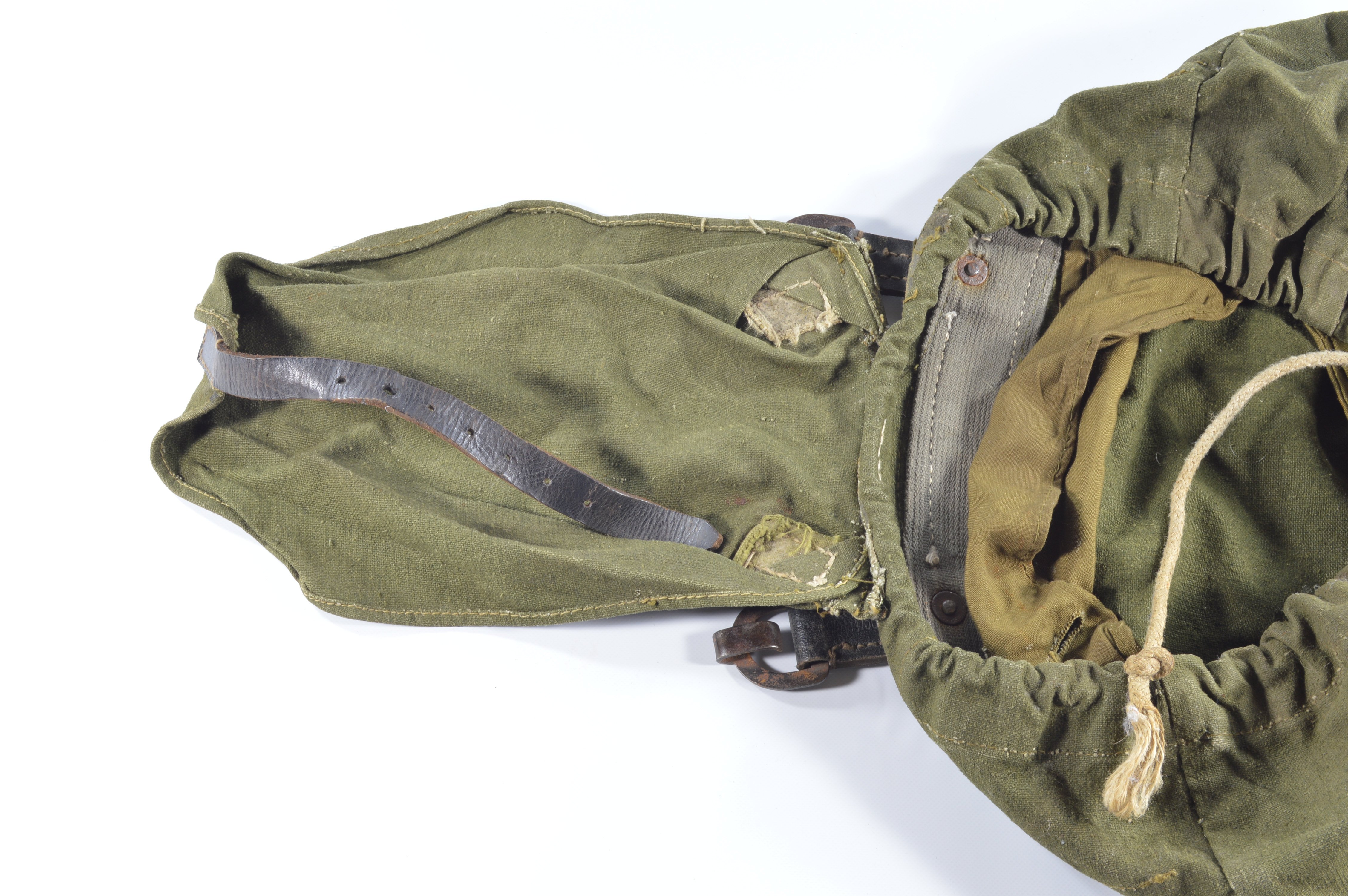 WWII German Rucksack (Y-Strap Compatible) — image 4