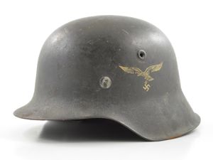 WWII German M42 Single Decal Luftwaffe Helmet (ET64)