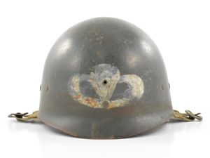 Late-WWII Westinghouse Airborne Paratrooper M1-C Helmet Liner (504th PIR)