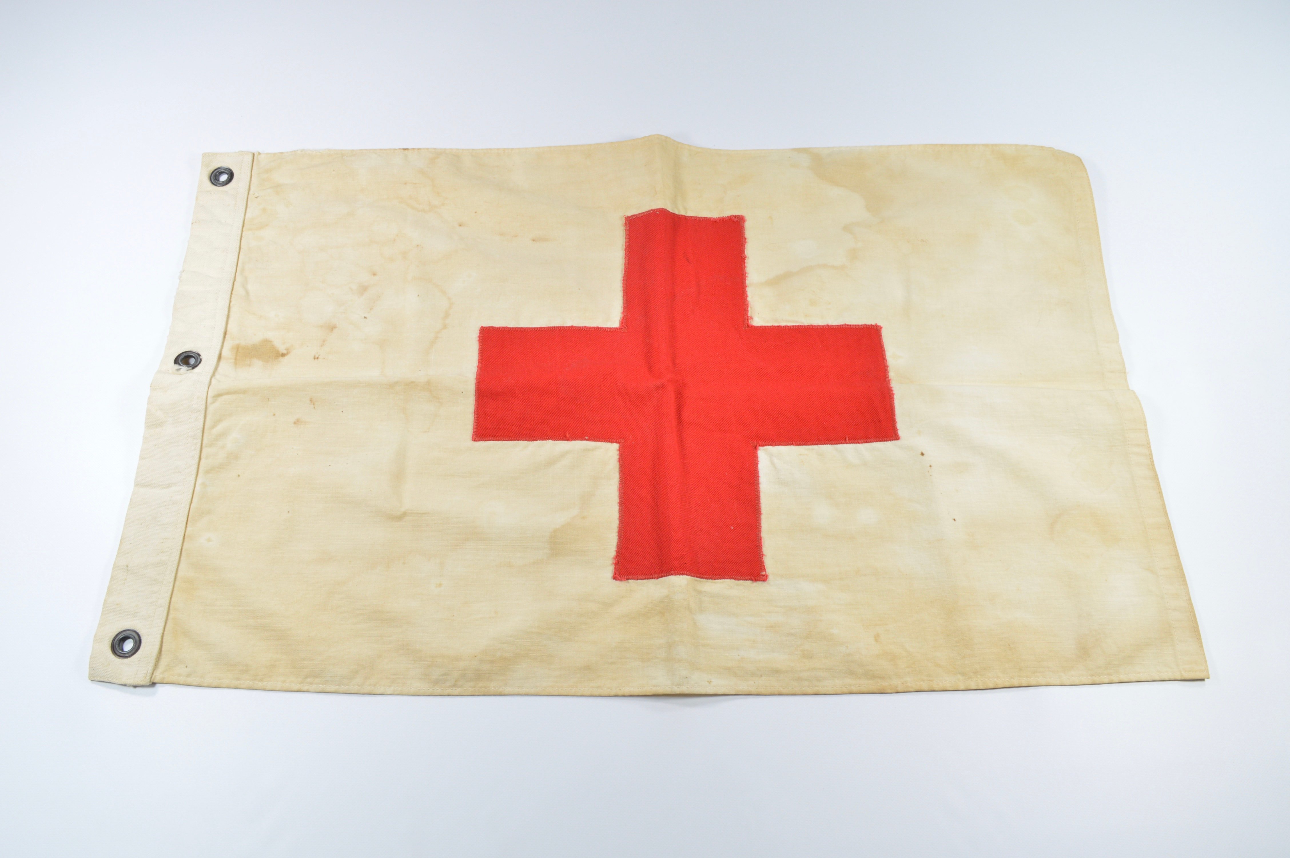 WWII U.S. Geneva Cross Medic's Flag — image 6