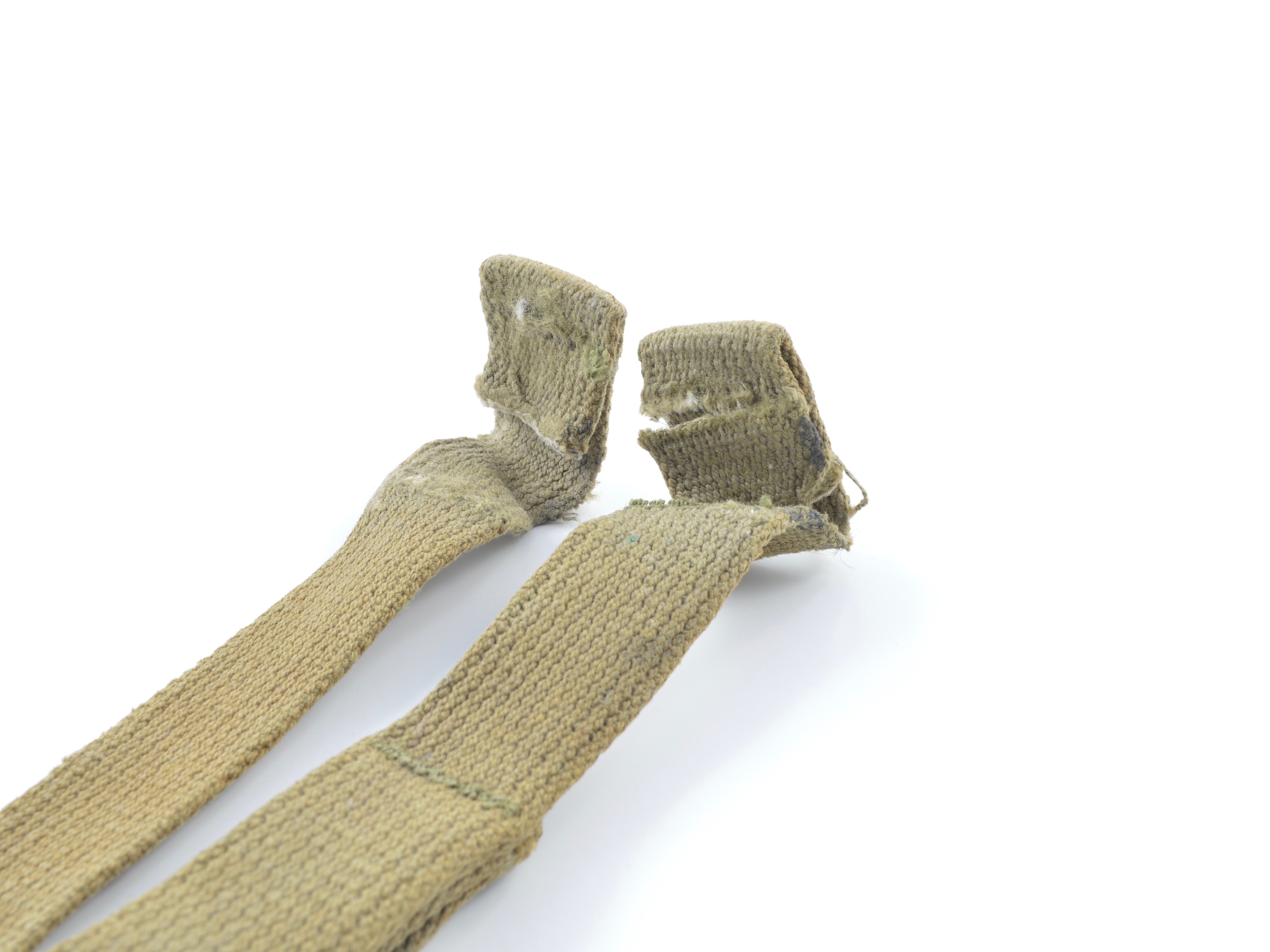 Early-WWII Web Helmet Chinstraps OD#3 (Khaki) — image 5