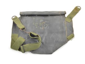 WWII U.S. D-Day M7 Rubberized Army Assault Gas Mask Bag