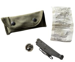 U.S. Rifle Grenade Sight And Case 1944 - Unissued Condition