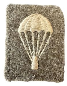British Airborne Parachute Qualification Badge i.e. Light Bulb - Unissued …