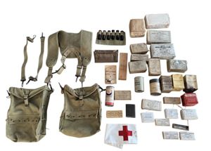 Extremely Rare U.S. Army Medic Set Complete With Contents - …