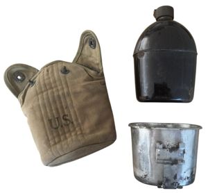 U.S. M1942 Enamel Canteen And Cover 1942 - Nice Used …
