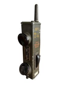 U.S. (Airborne) BC-611 Handie Talkie 1942 - Nice Used Condition