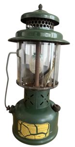 U.S. Coleman Gasoline Lantern 1944 - Unissued Condition