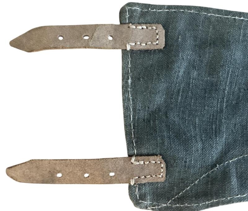 WH (Heer/Waffen-SS)Non matching set of Canvas Gaiters - Mint Condition — image 6