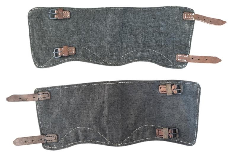 WH (Heer/Waffen-SS) Non Matching Canvas Gaiters - Mint Condition — image 2