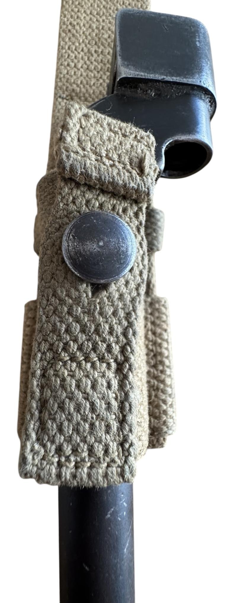 Extremely Rare British Airborne Bayonet Frog 1944 And Spike Bayonet - Nice Used Condition — image 2