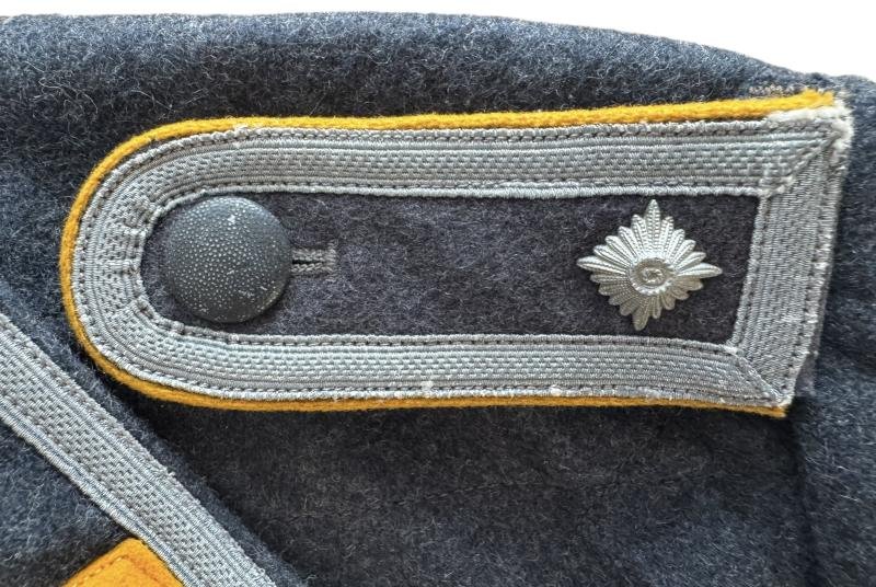 WH (LW) 'Fallschirmjäger/Flieger' NCO's Flight Blouse - Mint Condition — image 13