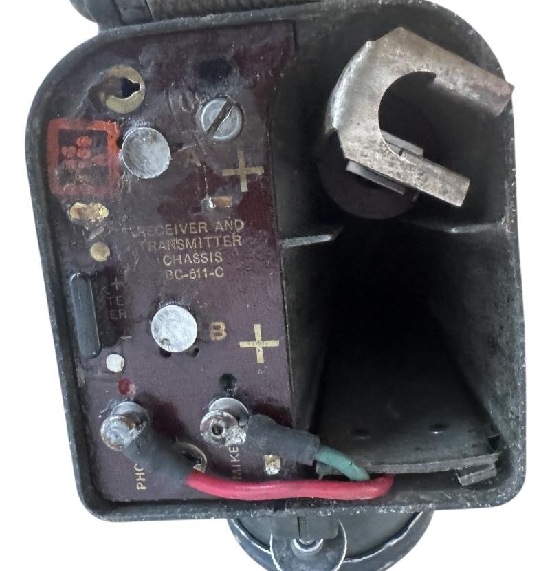 U.S. (Airborne) BC-611-C Handie Talkie 1944 - Nice Used Condition — image 13