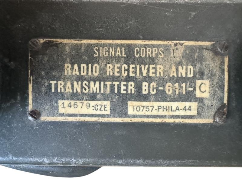 U.S. (Airborne) BC-611-C Handie Talkie 1944 - Nice Used Condition — image 5
