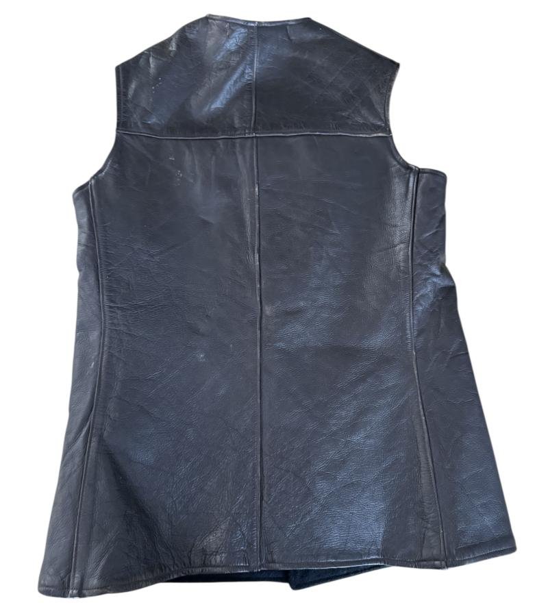 Canadian Leather Jerkin 1943 - Near Mint Condition — image 2