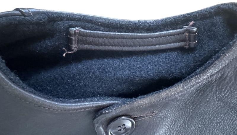 Canadian Leather Jerkin 1943 - Near Mint Condition — image 6