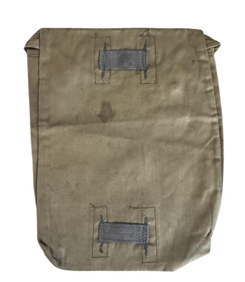 WH (Heer) Tropical Gascape Pouch - Unissued Condition — image 2