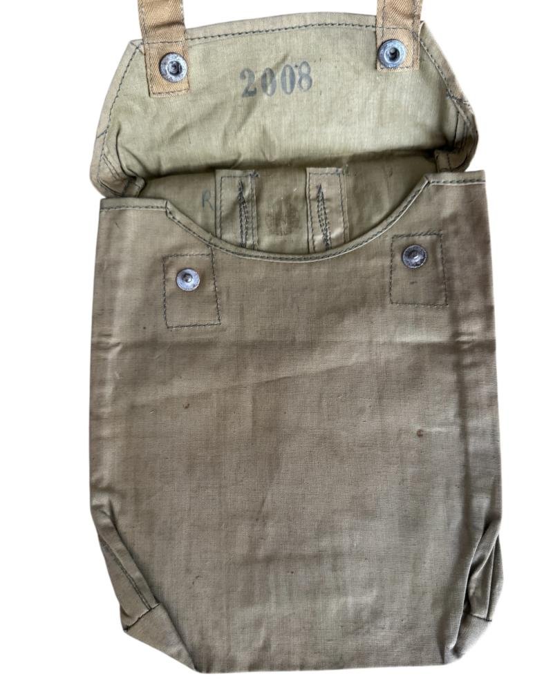 WH (Heer) Tropical Gascape Pouch - Unissued Condition — image 3