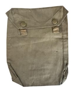 WH (Heer) Tropical Gascape Pouch - Unissued Condition