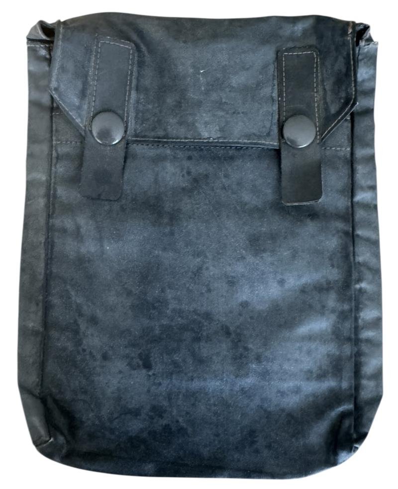 WH (Heer) Rubberized Gascape Pouch 1940 - Nice Used Condition — image 8
