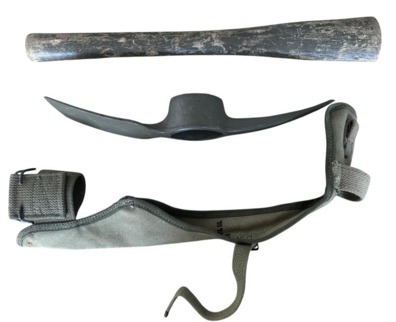 U.S. M1910 Pick-Mattock Intrenching And Carrier - Nice Used Condition — image 3