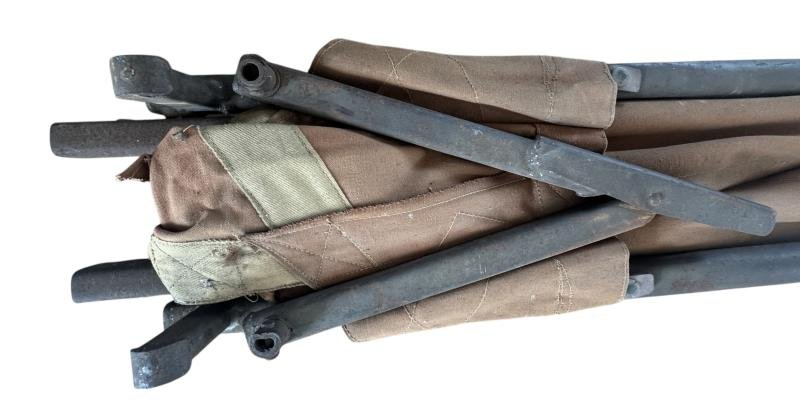 British (Airborne)Folding Stretcher - Unussued Condition — image 17