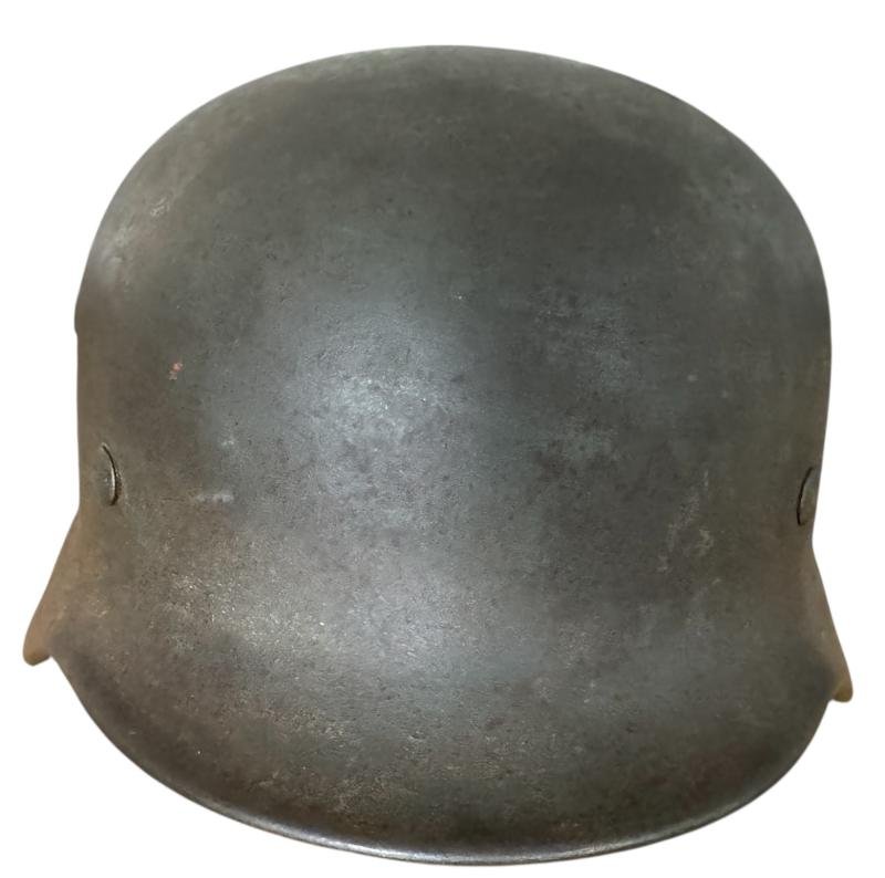 WH (HEER) M40 Steel Helmet Makers Marked F.W. Quist G.M.B.H. Nice Used Condition — image 6