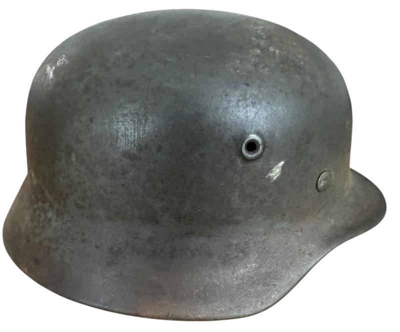 WH (HEER) M40 Steel Helmet Makers Marked F.W. Quist G.M.B.H. Nice Used Condition — image 7