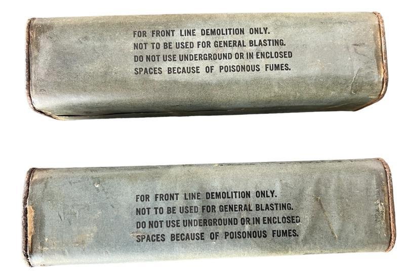 U.S. (Airborne) Two 1 Pound & Two Half Pound TNT Bars (Empty) - Set of Four — image 3