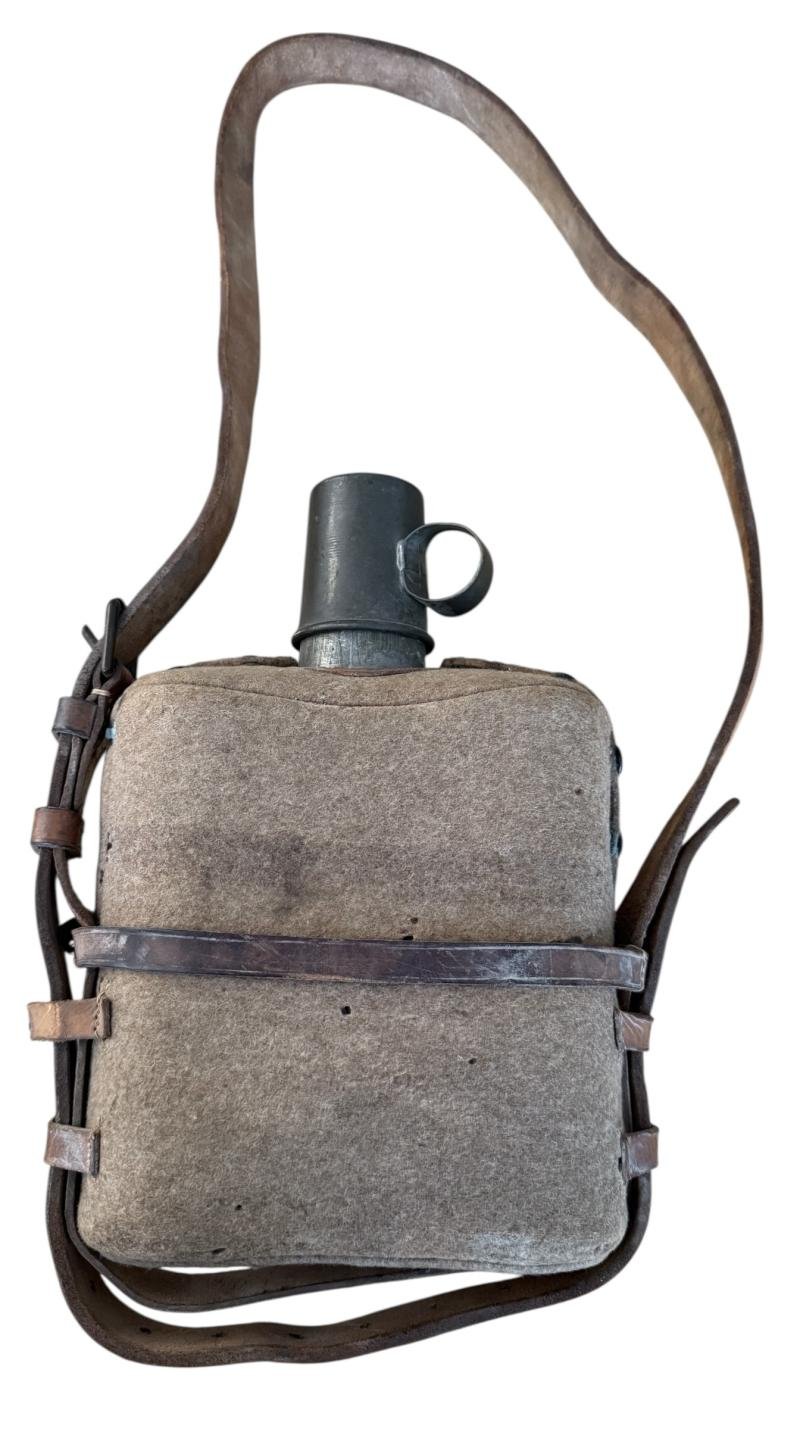 British Large Capacity Medic Waterbottle And Carrier - Nice Used Condition — image 2