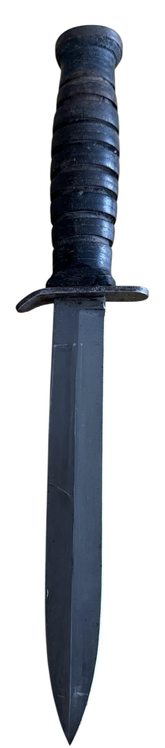 U.S. 3rd Model M3 Trench Knife and M8 Scabbard Rare Makers Mark 'Boker' - Nice Used Condition — image 7