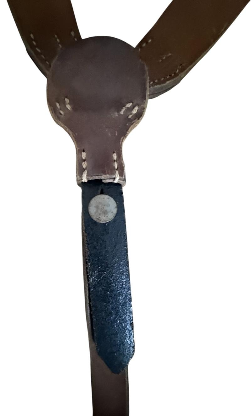 WH (HEER) Combat Y-straps - Mint Condition — image 4