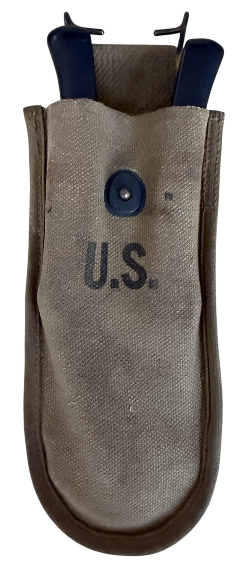 U.S. M1938 Wire Cutters And Carrier1942 - Nice Used Condition — image 3