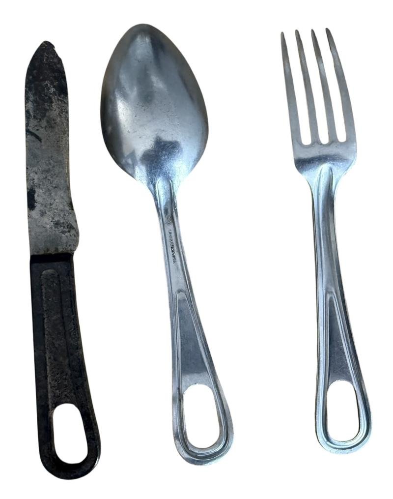 U.S. Mess Tin (1944) And Cutlery - Nice Used Condition — image 5