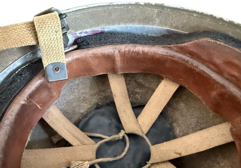 British (Airborne) MK3 Paratrooper/Airborne Combat Helmet 1944 Size 7 1/8 - Nice Used Condition — image 10