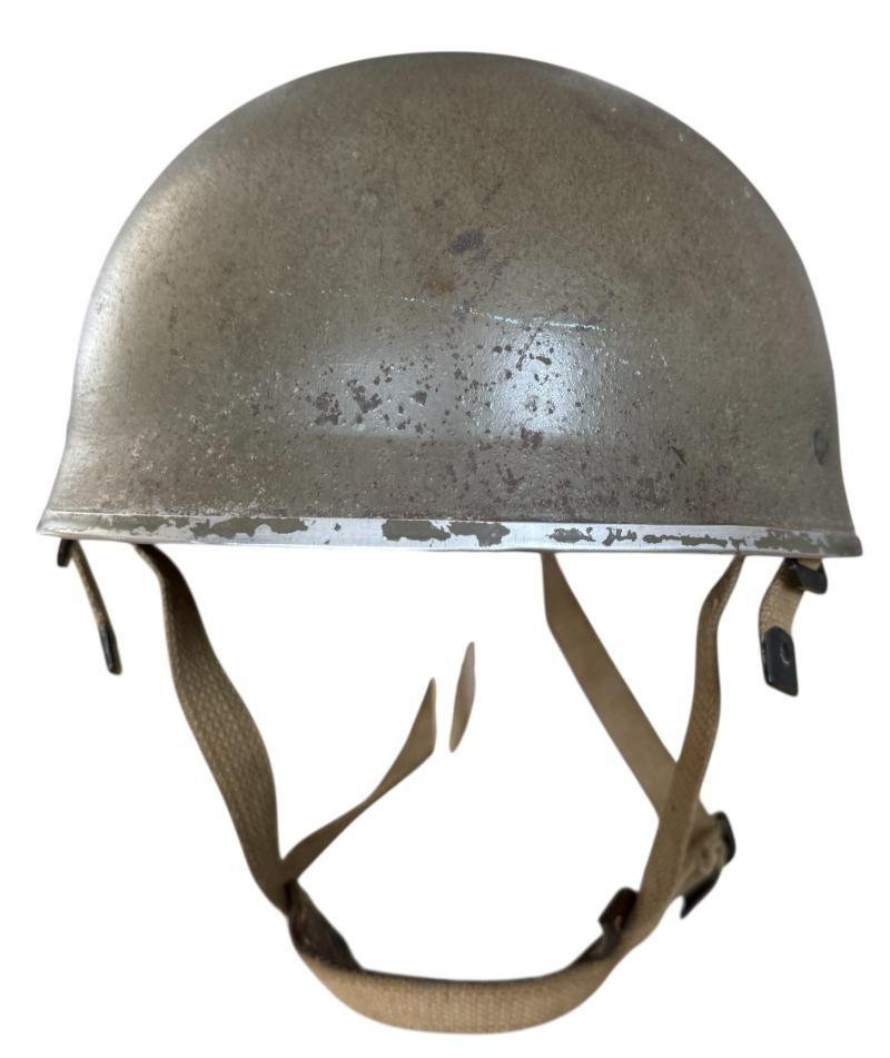 British (Airborne) MK3 Paratrooper/Airborne Combat Helmet 1944 Size 7 1/8 - Nice Used Condition — image 4